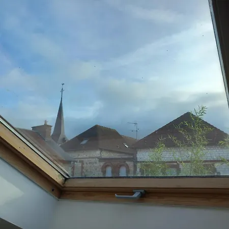 Maison Dans Petit Jardin Criquebeuf-sur-Seine