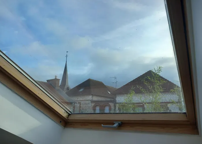 Maison Dans Petit Jardin Criquebeuf-sur-Seine